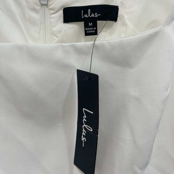 White dress with shoulder ties - Picture 4 of 8